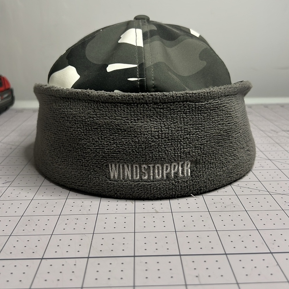 Supreme x New Era WINDSTOPPER Earflap Box Logo Cap Snow Camo Size 8 - Picture 4 of 5